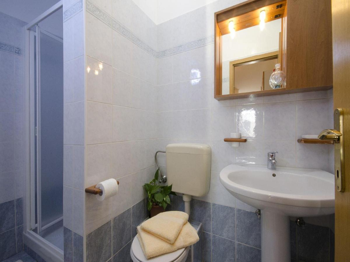 Apartments Patricija Rovinj Bagian luar foto