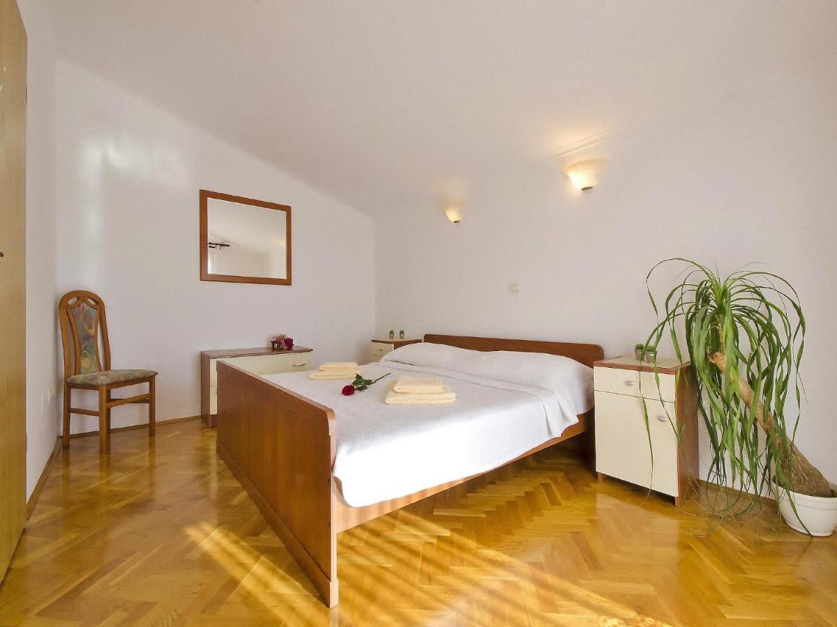 Apartments Patricija Rovinj Bagian luar foto