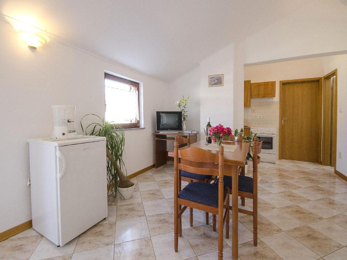 Apartments Patricija Rovinj Bagian luar foto